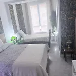 Δωμάτια σε οικογενειακή κατοικία Wonderful Con Bano *