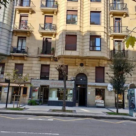 Wonderful Con Bano Quarto em Acomodações Particulares San Sebastián