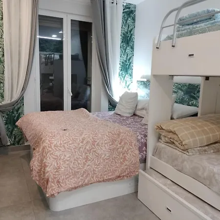 Wonderful Con Bano Quarto em Acomodações Particulares